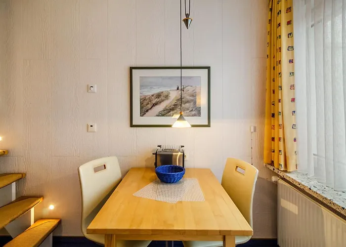 Appartmenthaus Seestern - 1 ノルダーナイ